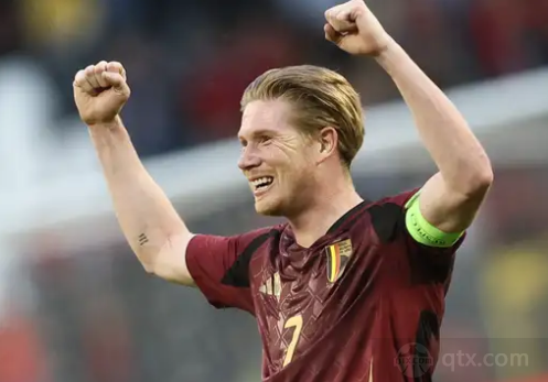 体育博弈分析：解析足球比赛中“红牌处罚”对剩余时间盘口水位的指数级影响。（博弈论视角看足球：红牌对剩余时段盘口水位的指数效应）